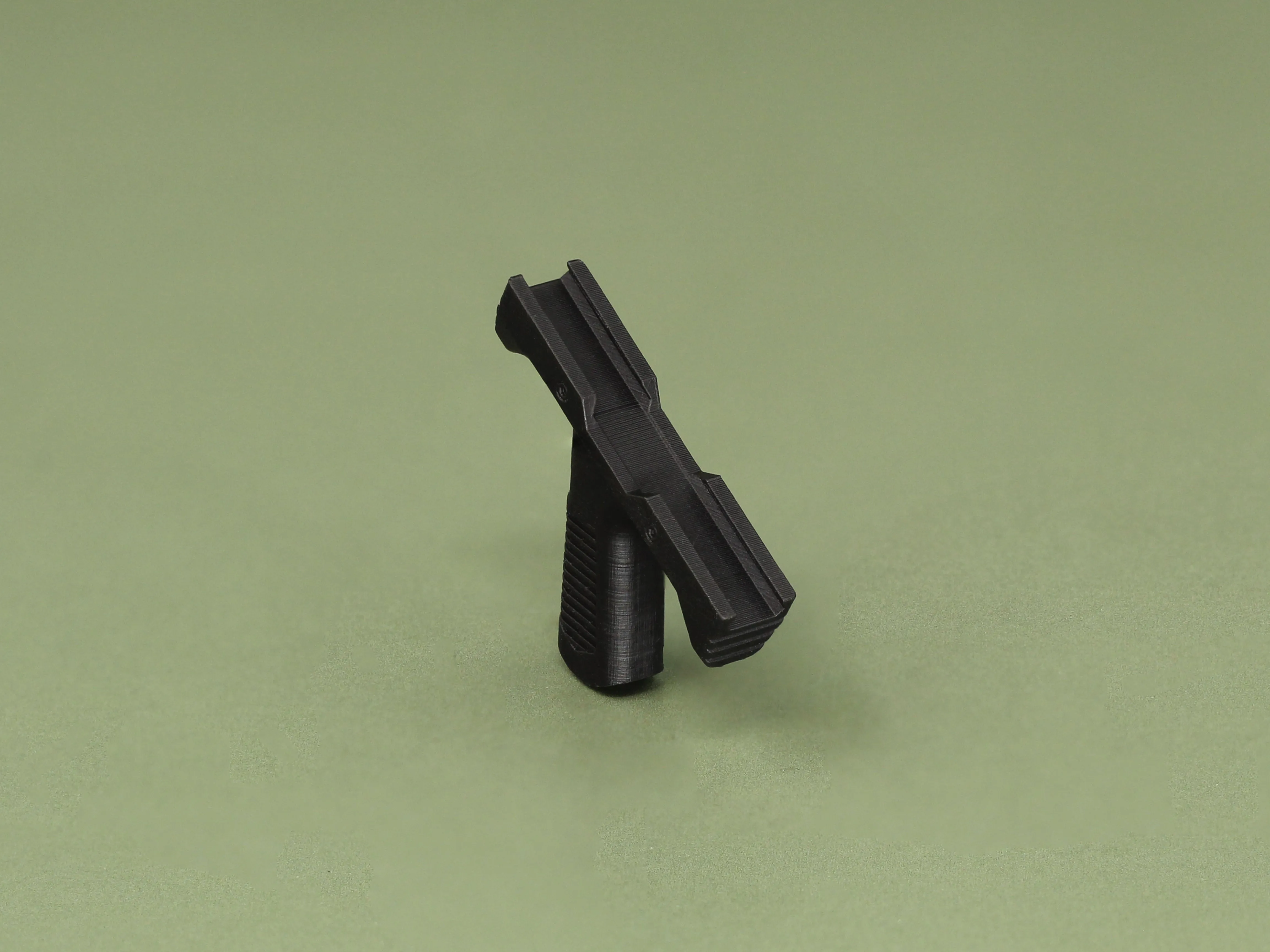 1/6 - Custom - Black  SR-Q Tactical Foregrip (type 2)