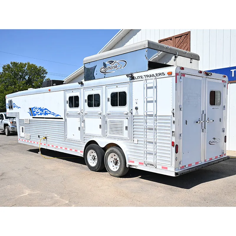 2004 Elite 3 Horse 13' Living Quarter Horse Trailer