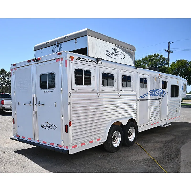 2004 Elite 3 Horse 13' Living Quarter Horse Trailer