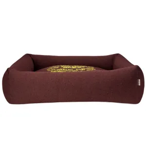 Bowl and Bone Cosmopolitan Dog Bed Bordo