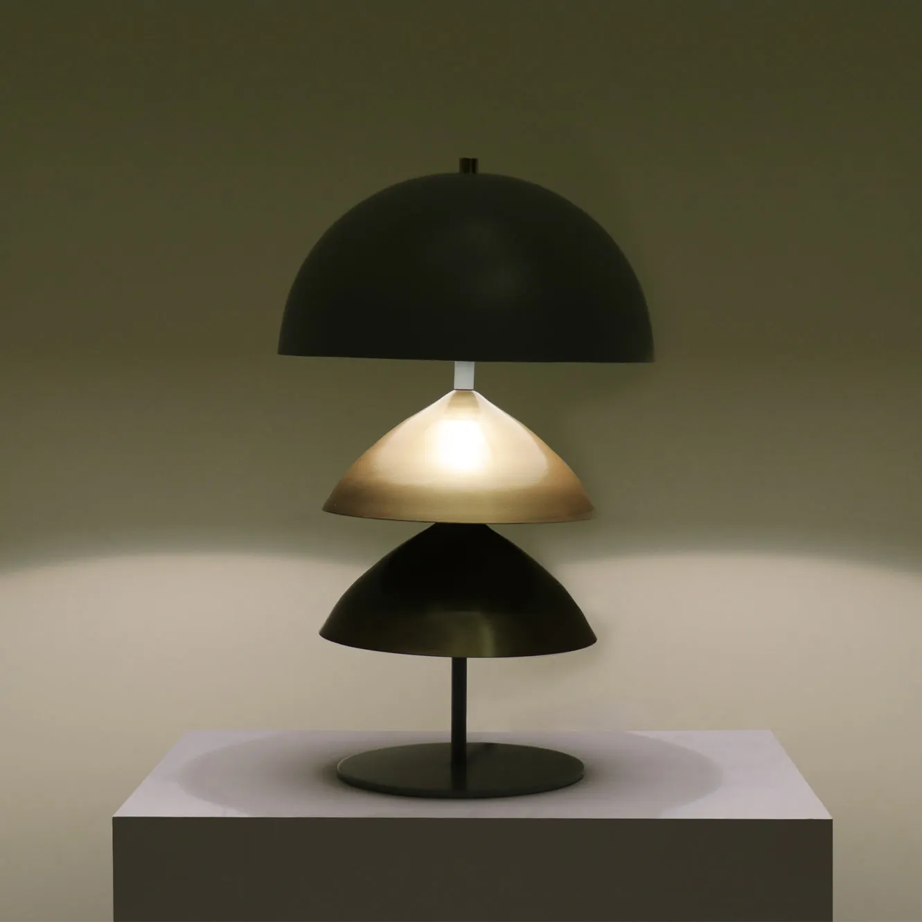 Klint Ray Table Lamp