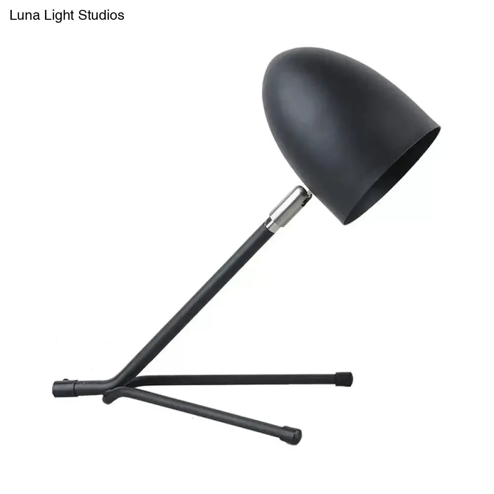 Mia - Rotatable Bullet Head Rotatable Task Lighting Nordic Metal Single Silver Grey/Black Desk Lamp with Oblique Design