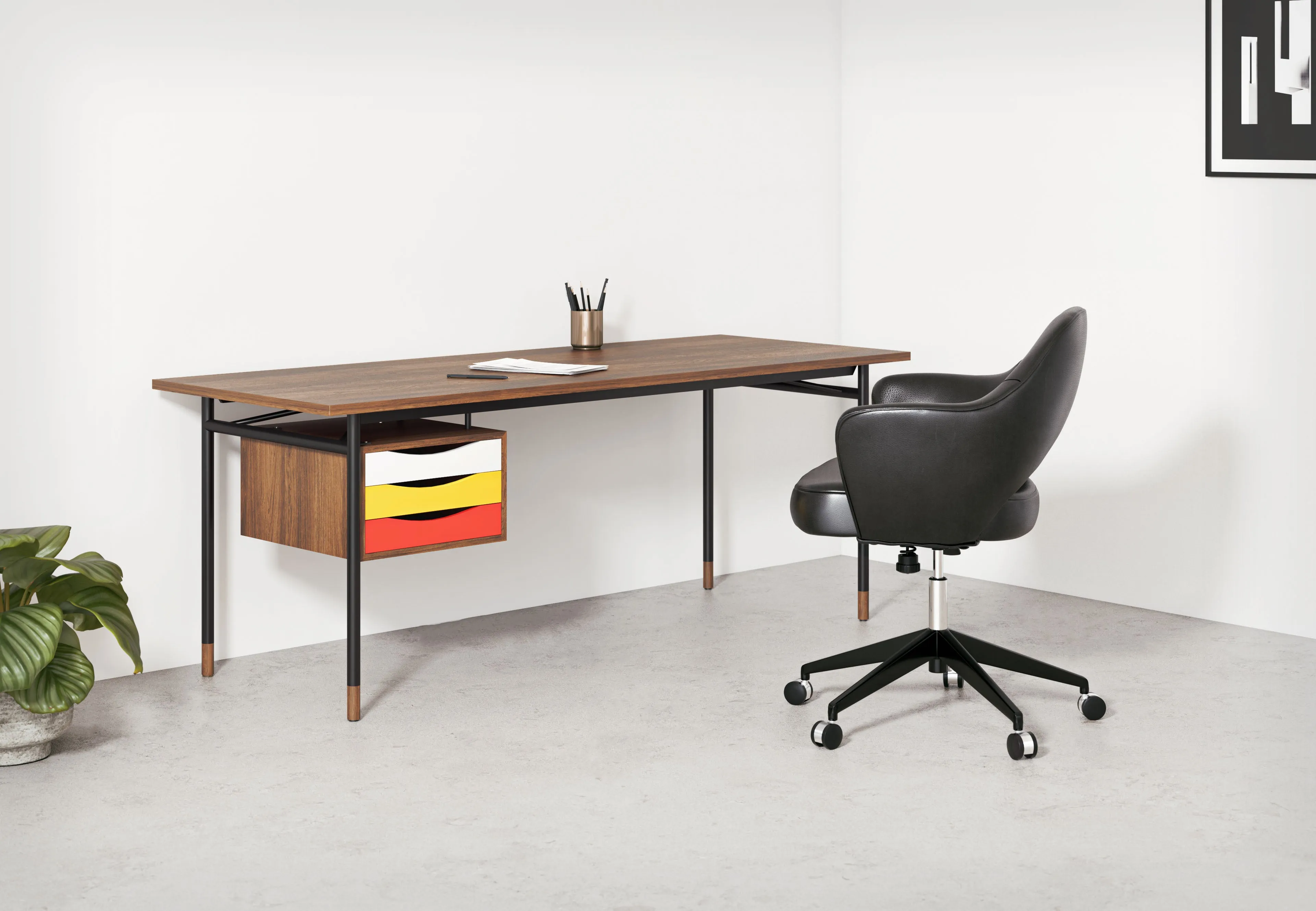 Nyhavn - Nyhavn Desk, Walnut