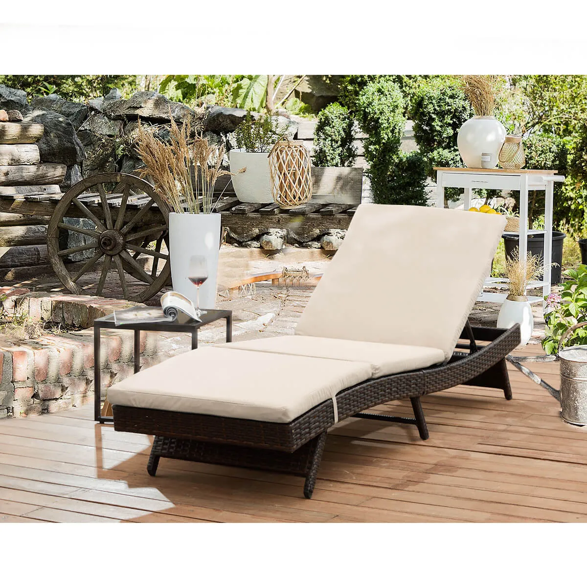 Patio Chaise Lounge Chairs Adjustable Poolside Loungers Sunlounger w/ Beige Cushion