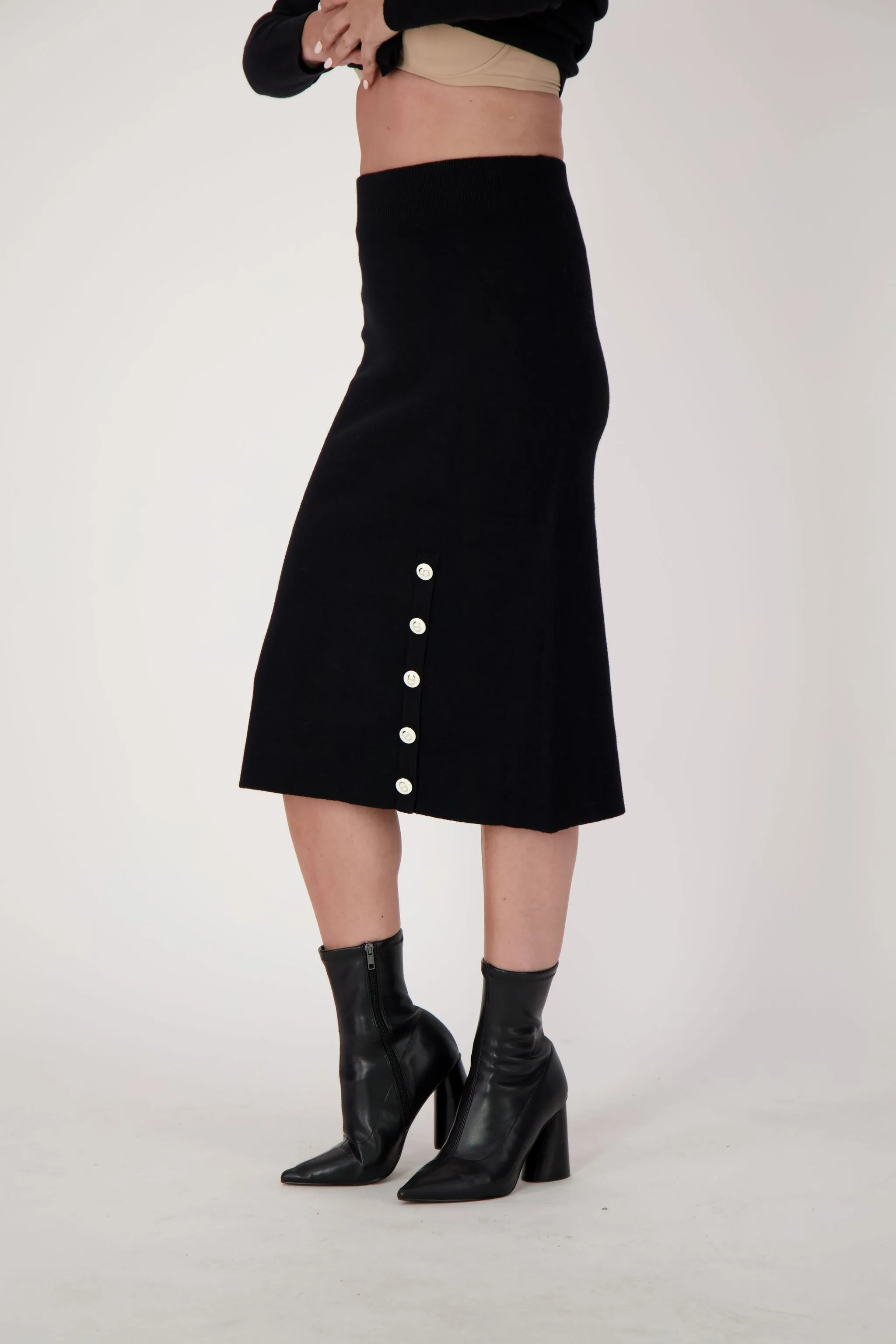 Side Button Knit Skirt