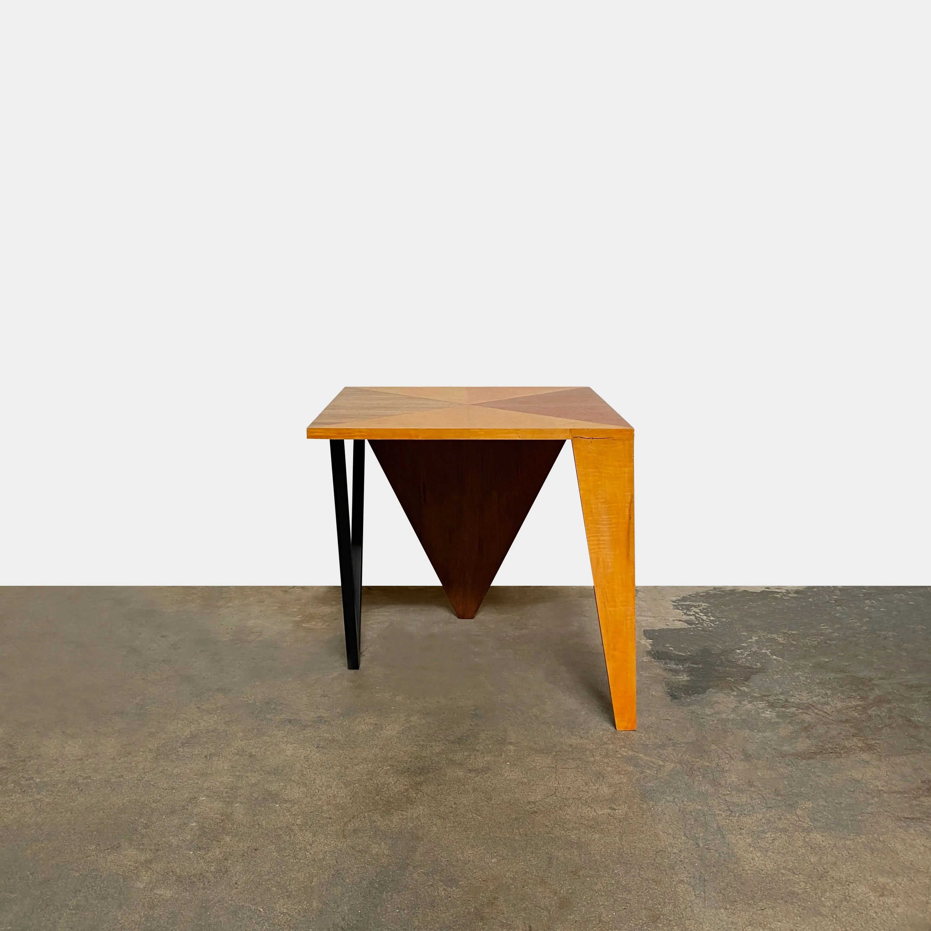 Wood And Metal Side Table With Triangle Theme