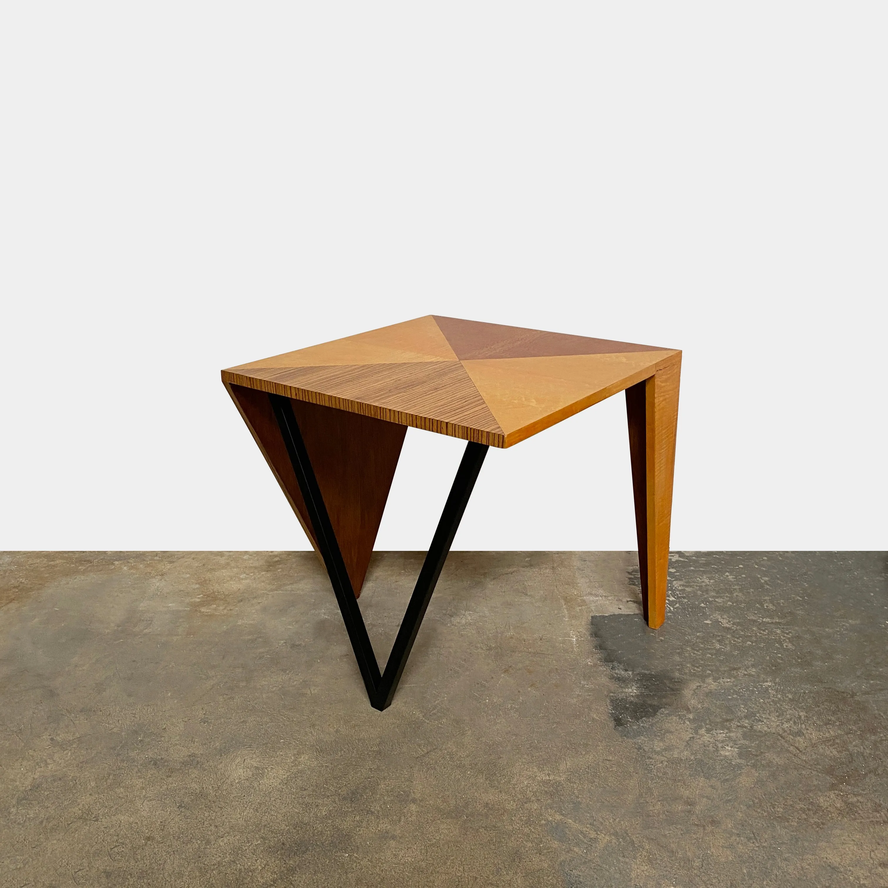 Wood And Metal Side Table With Triangle Theme